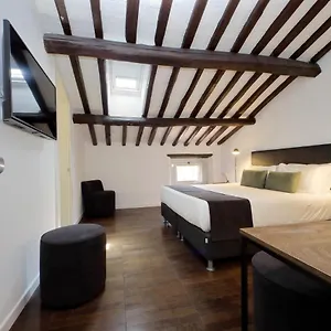 https://villa-corsini.it-romehotels.com